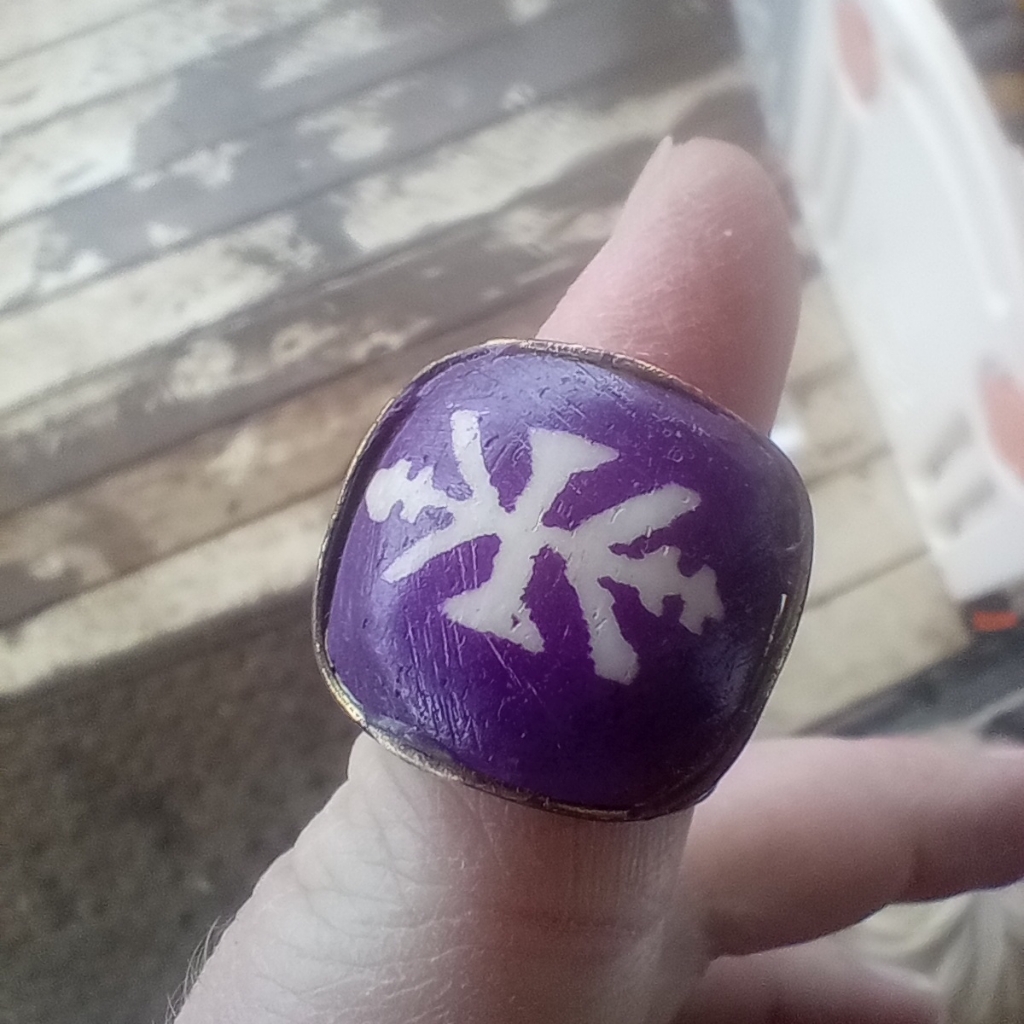Unique Ring